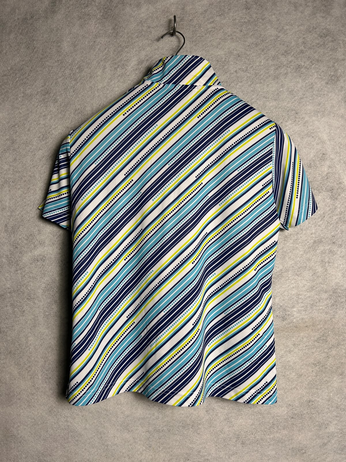 Maire Claire Sport Mock Neck - Large