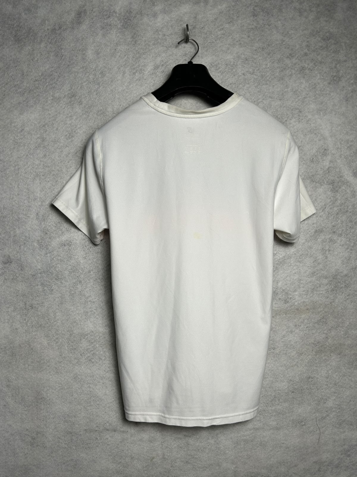 New Balance White Round Neck - Small