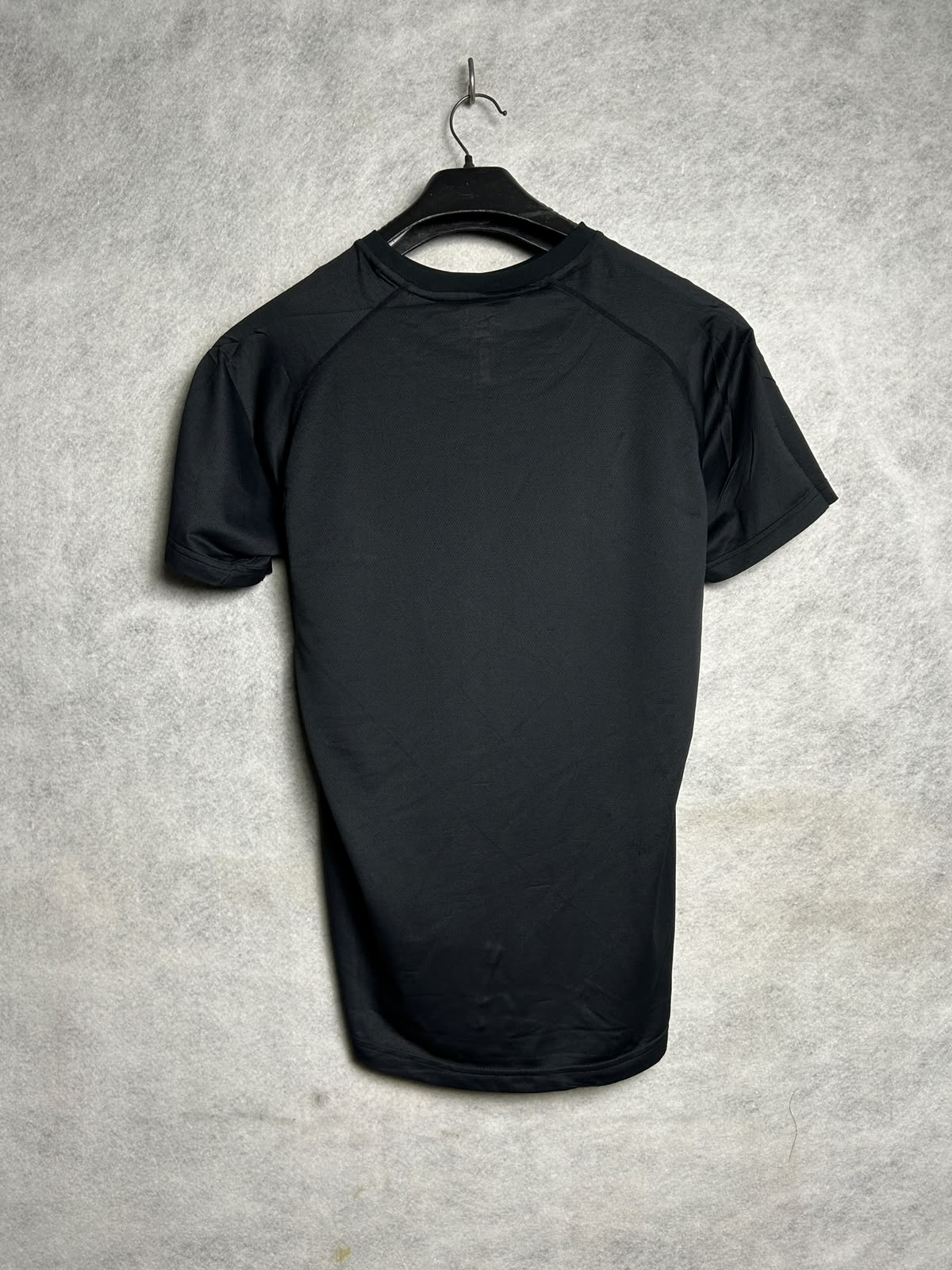 Asics Black Round Neck - Large