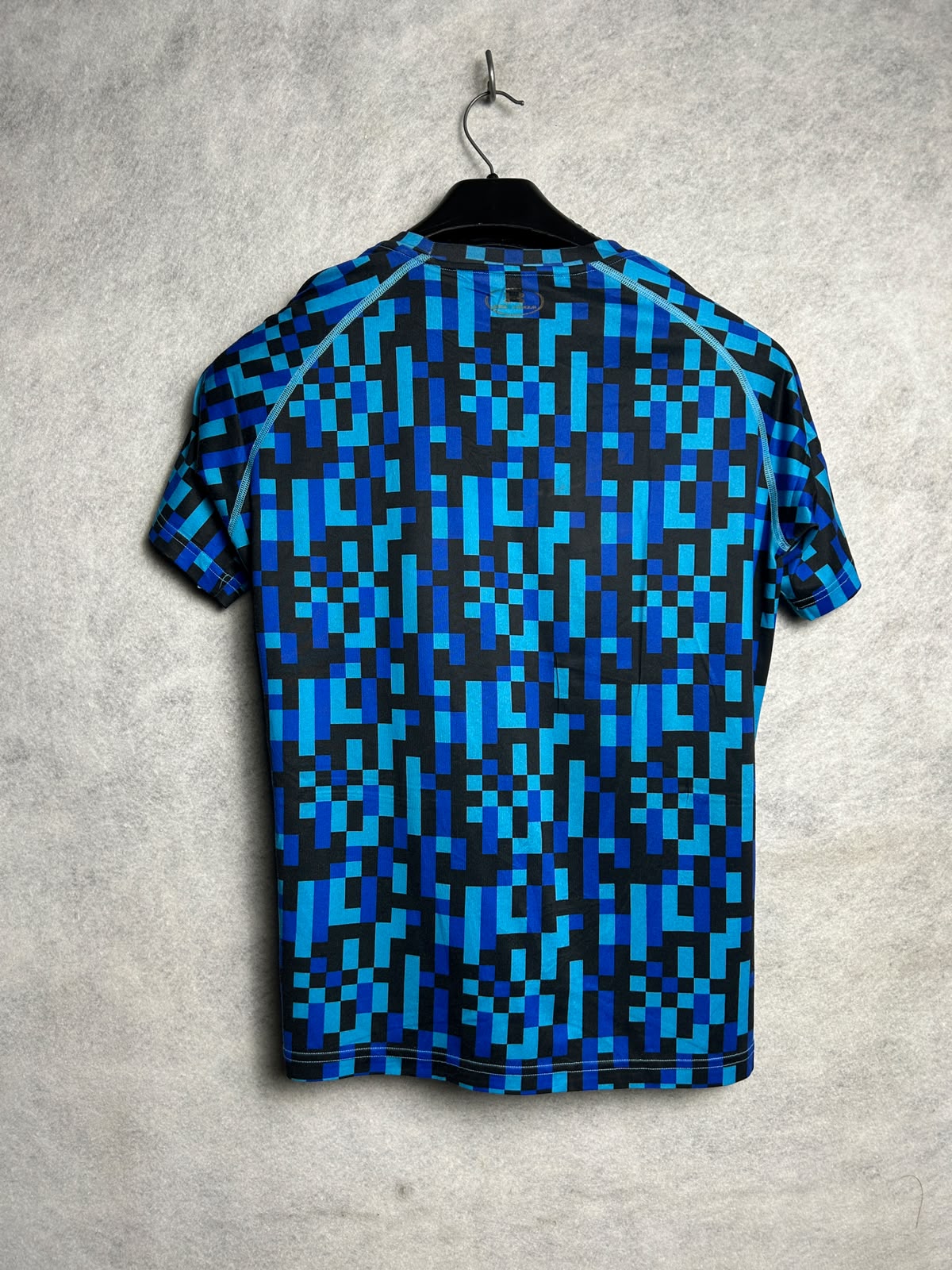 Under Armour Big Logo Round Neck - YXL
