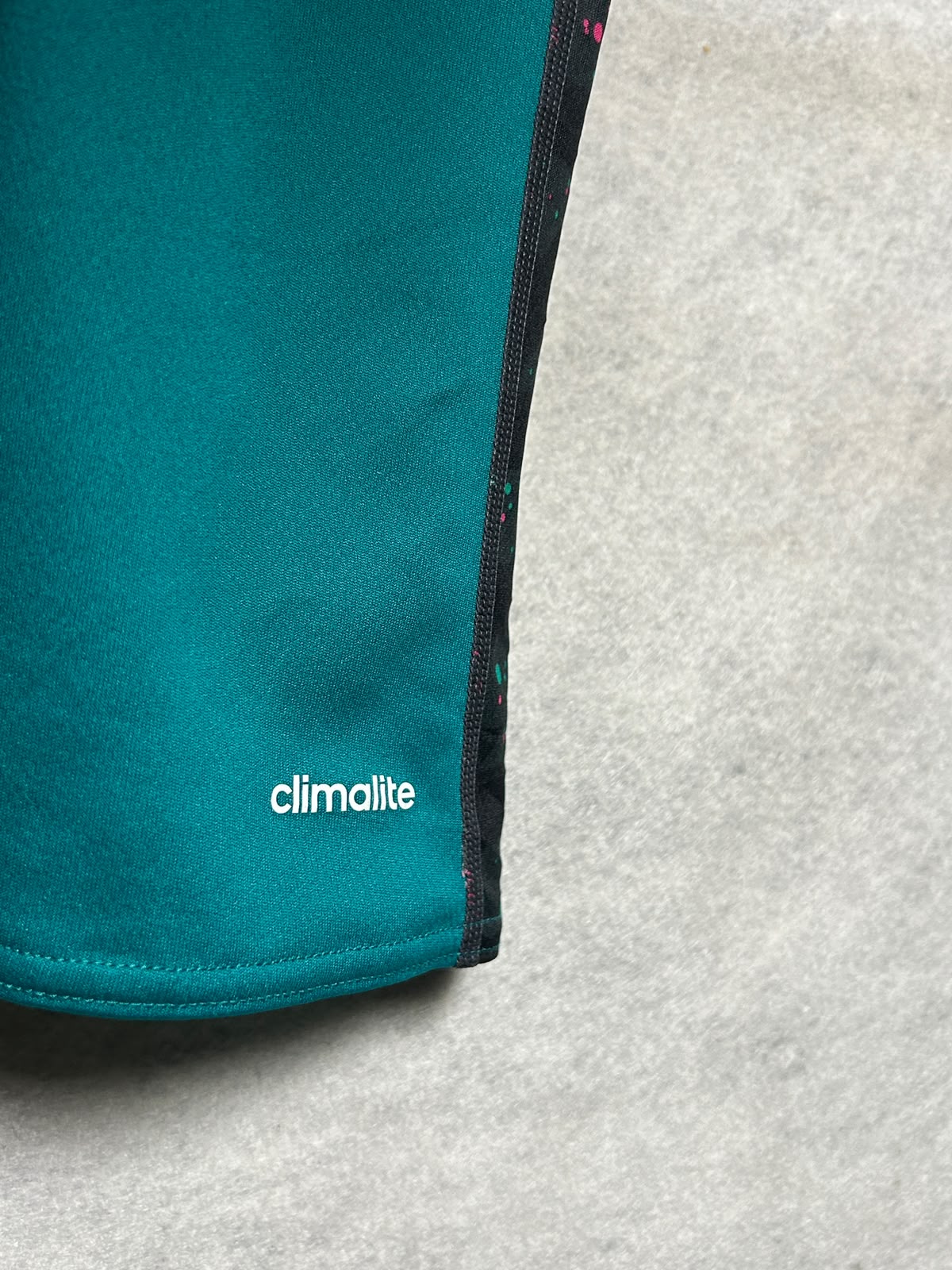 Adidas Climalite Round Neck - Large