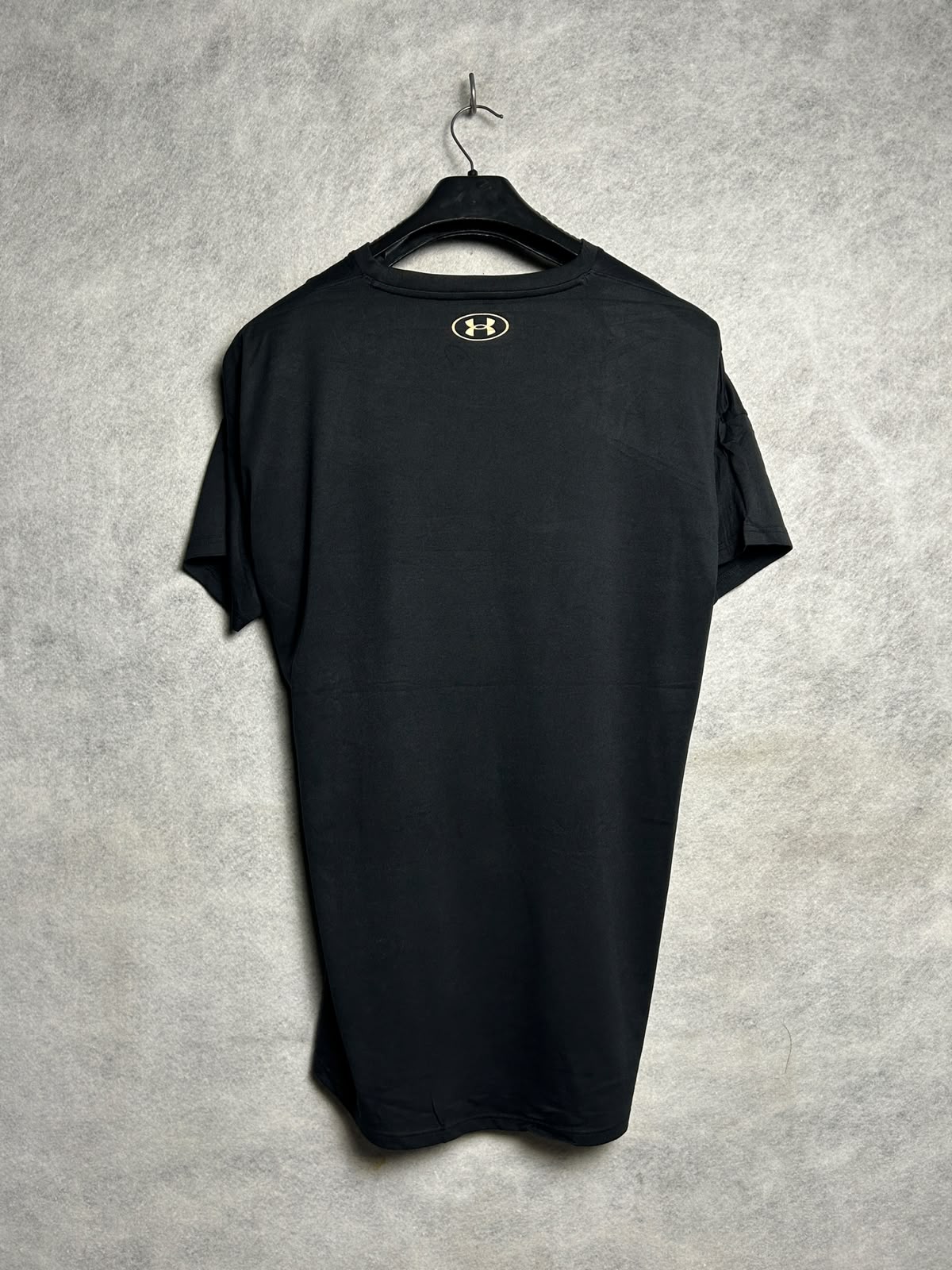 Under Armour Heat Gear Loose Black Round Neck - XL