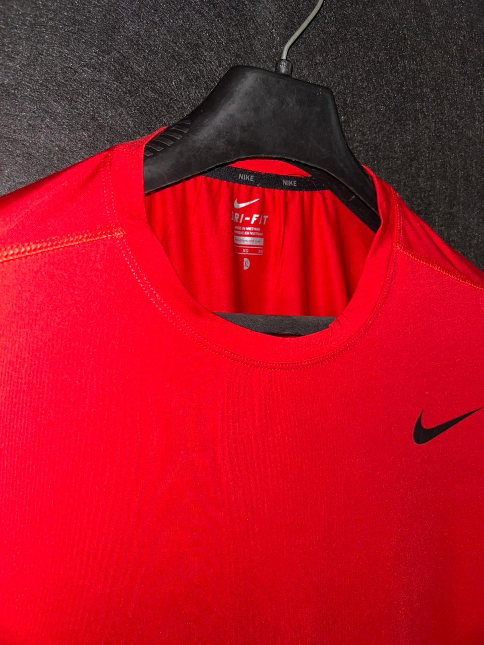 Nike Red Round Neck - XL