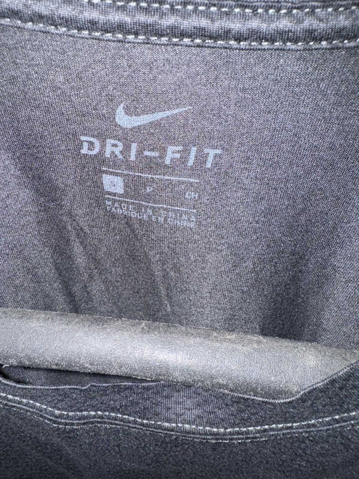 Nike Round Neck - Small
