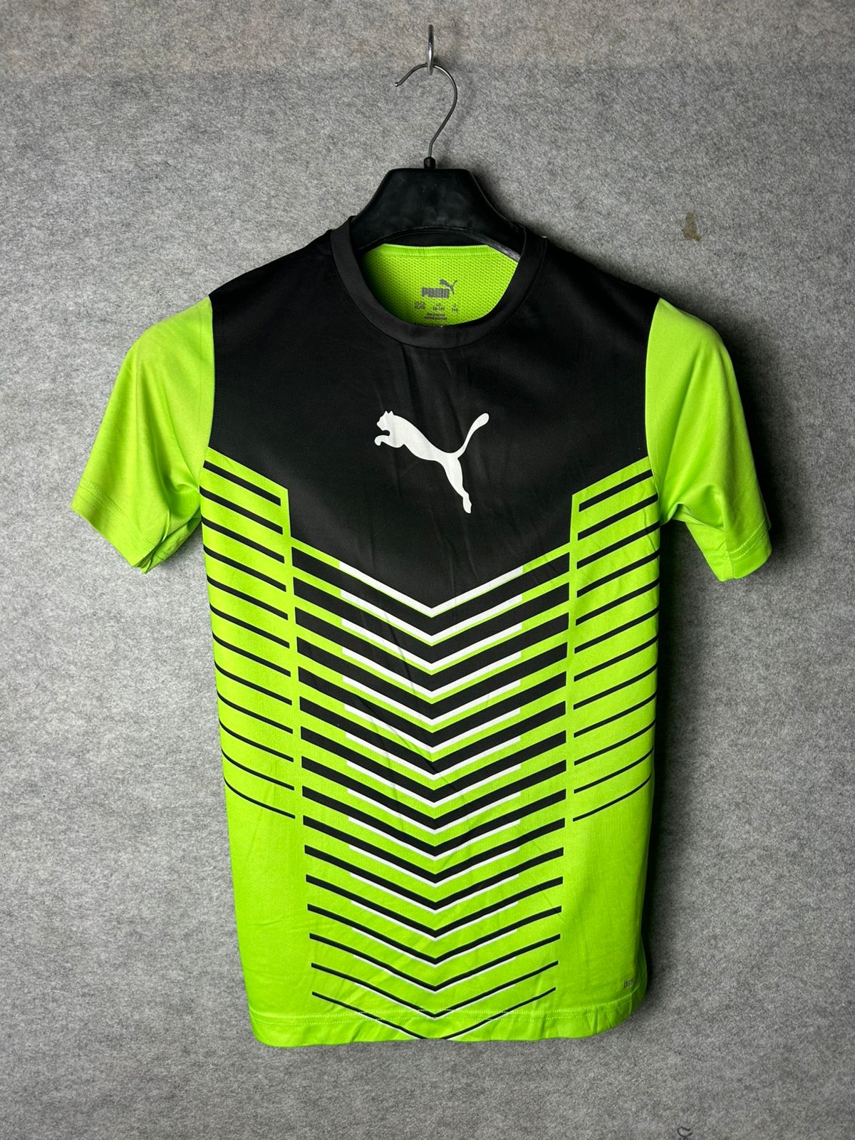 Puma Green Black Round Neck - Small