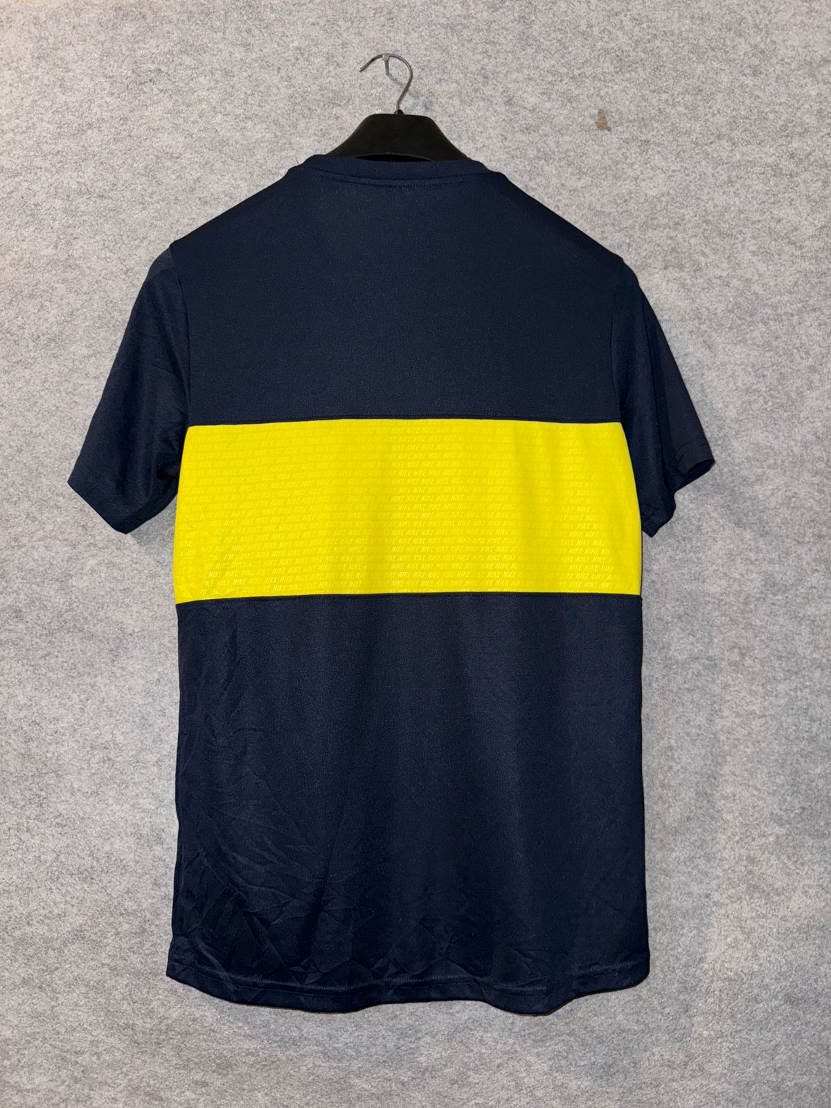 Nike Round Neck - Medium