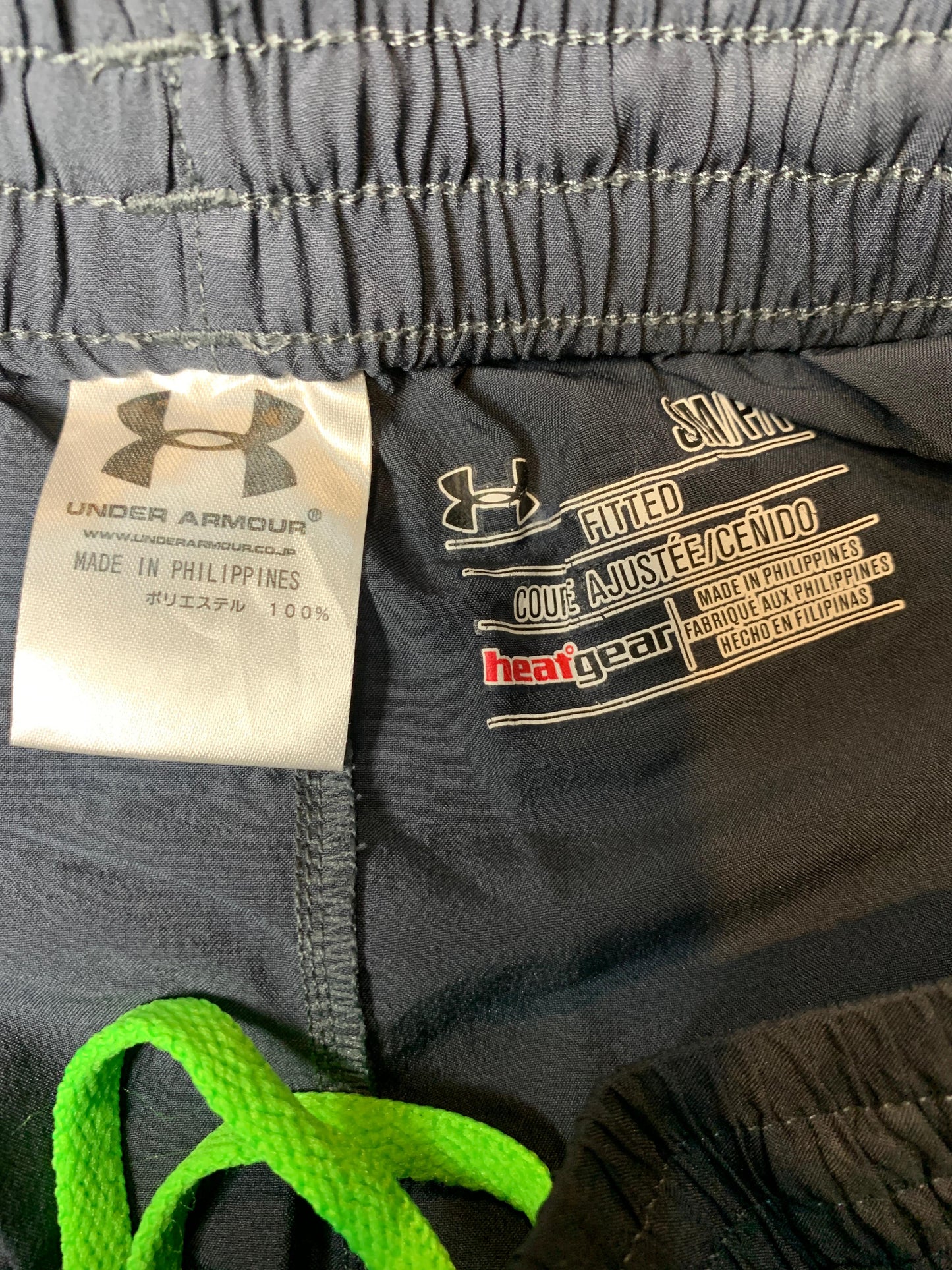 Under Armour Logo Shorts - Small