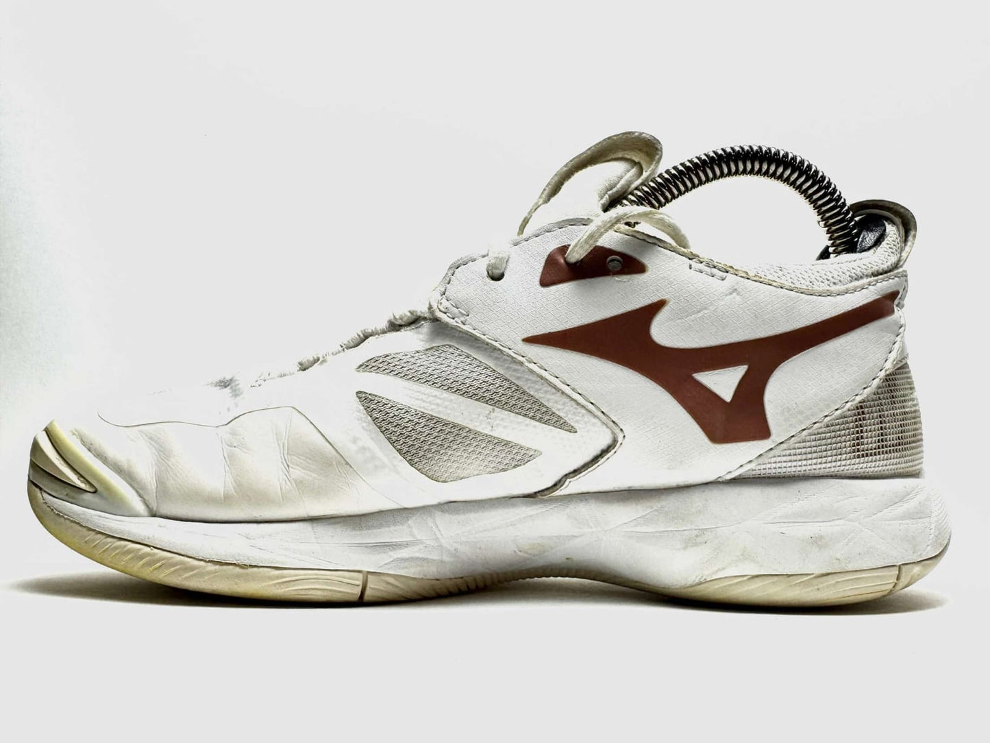 Mizuno Wave Momentum 2 - EUR 38.5
