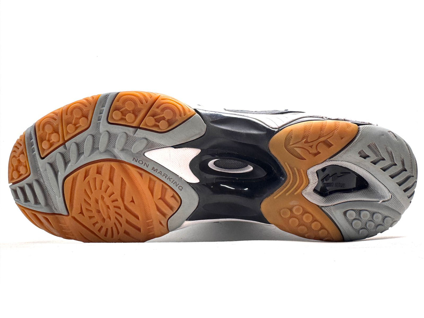 Mizuno Wave Hurricane - EUR 42.5