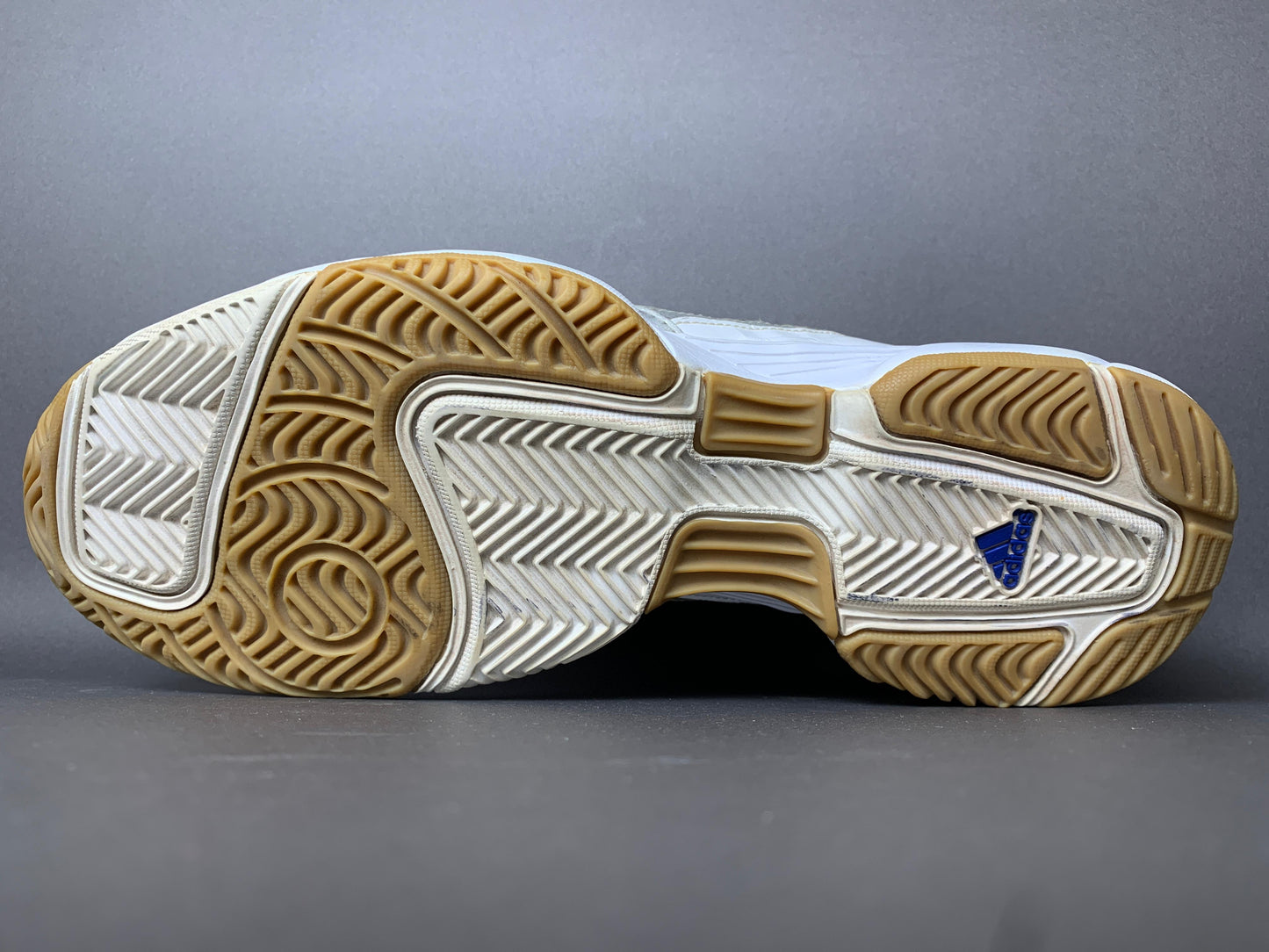 Adidas Big Roar - Euro 42.5