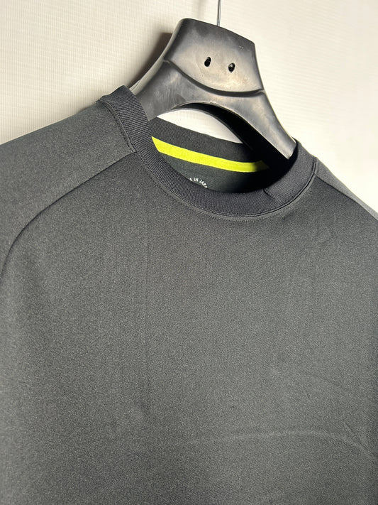 Egozaru Black Round Neck - Large
