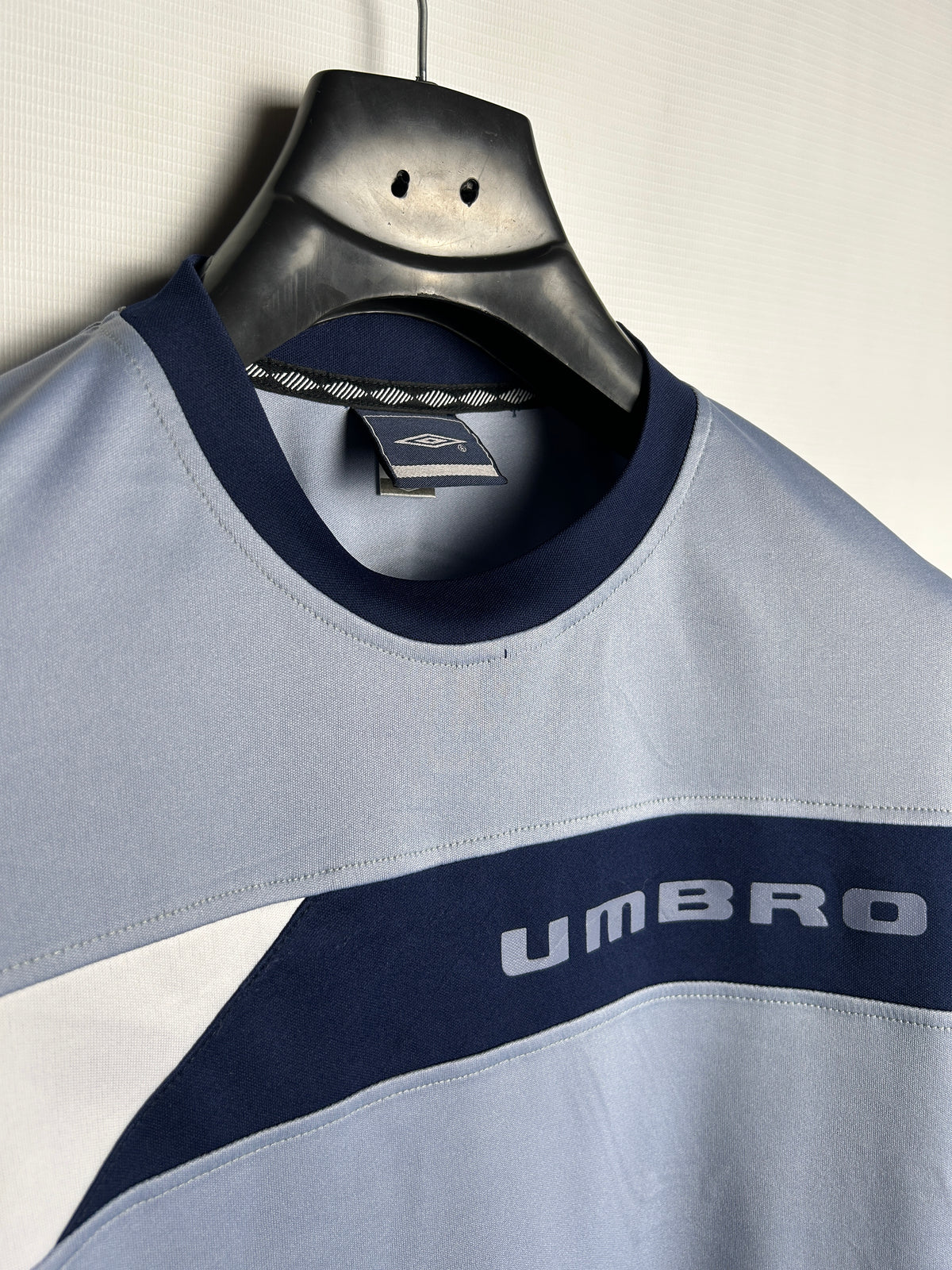 Umbro Big Logo Blue Round Neck - Medium