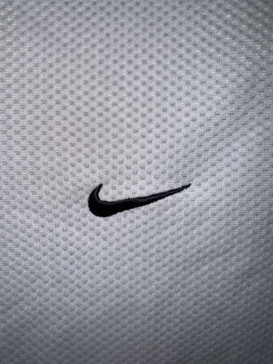 Pre Loved Nike Fit - Medium