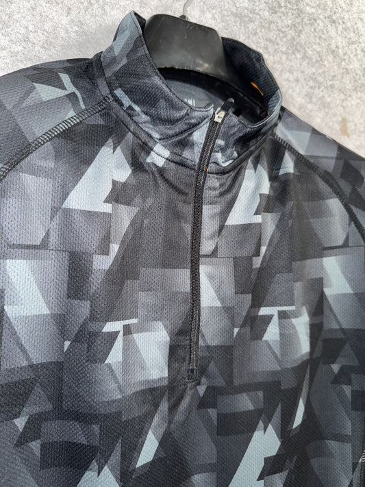 Pre Loved Closshi Zip Tee - Medium