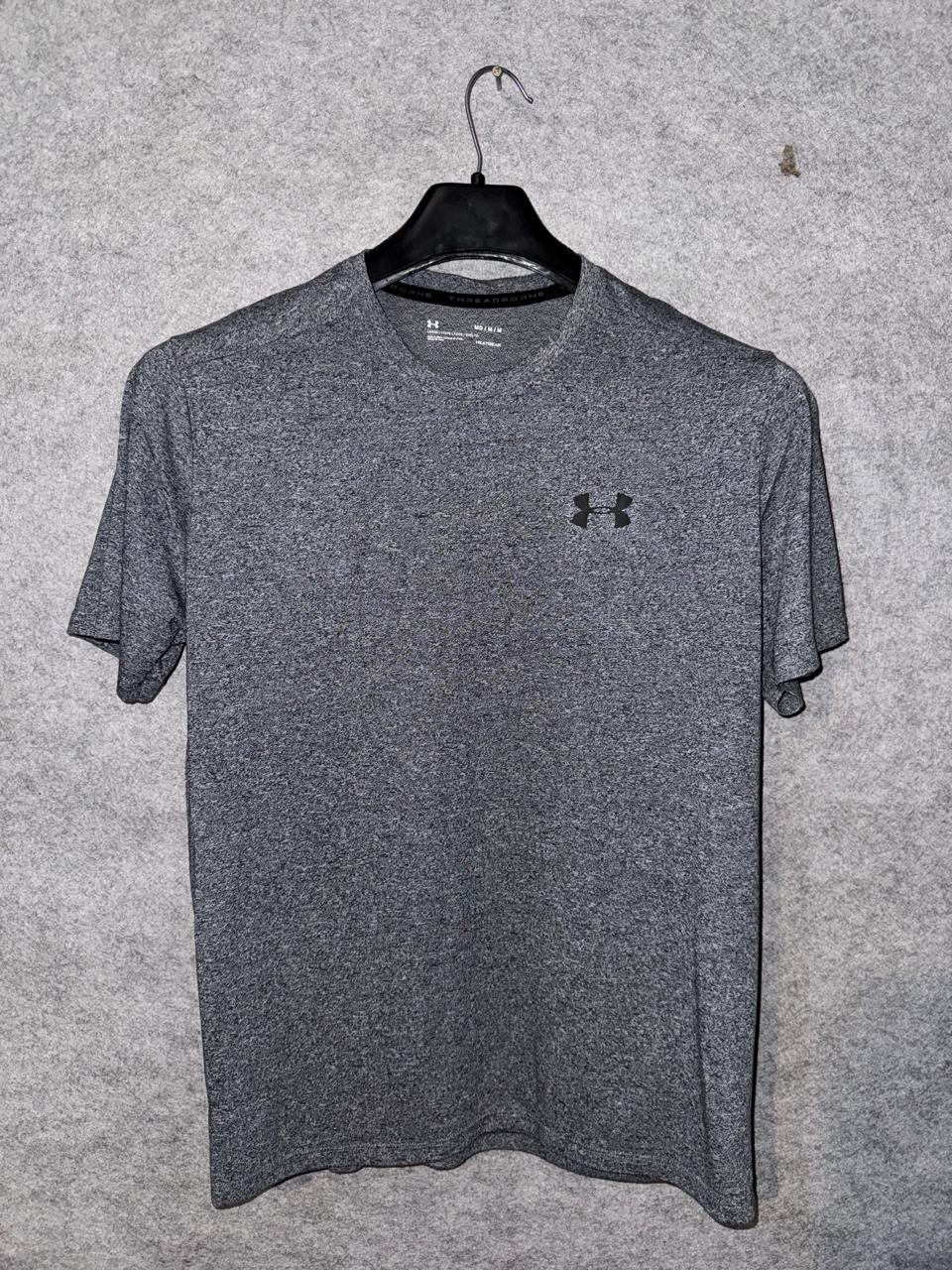 Under Armour Grey Round Neck - Medium