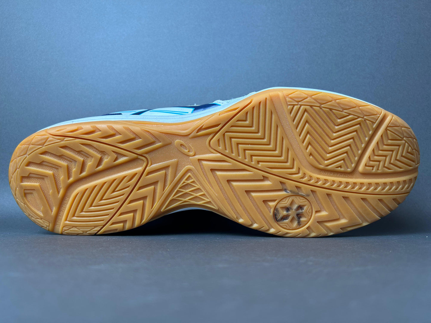 Asics Upcourt 4 - Euro 48