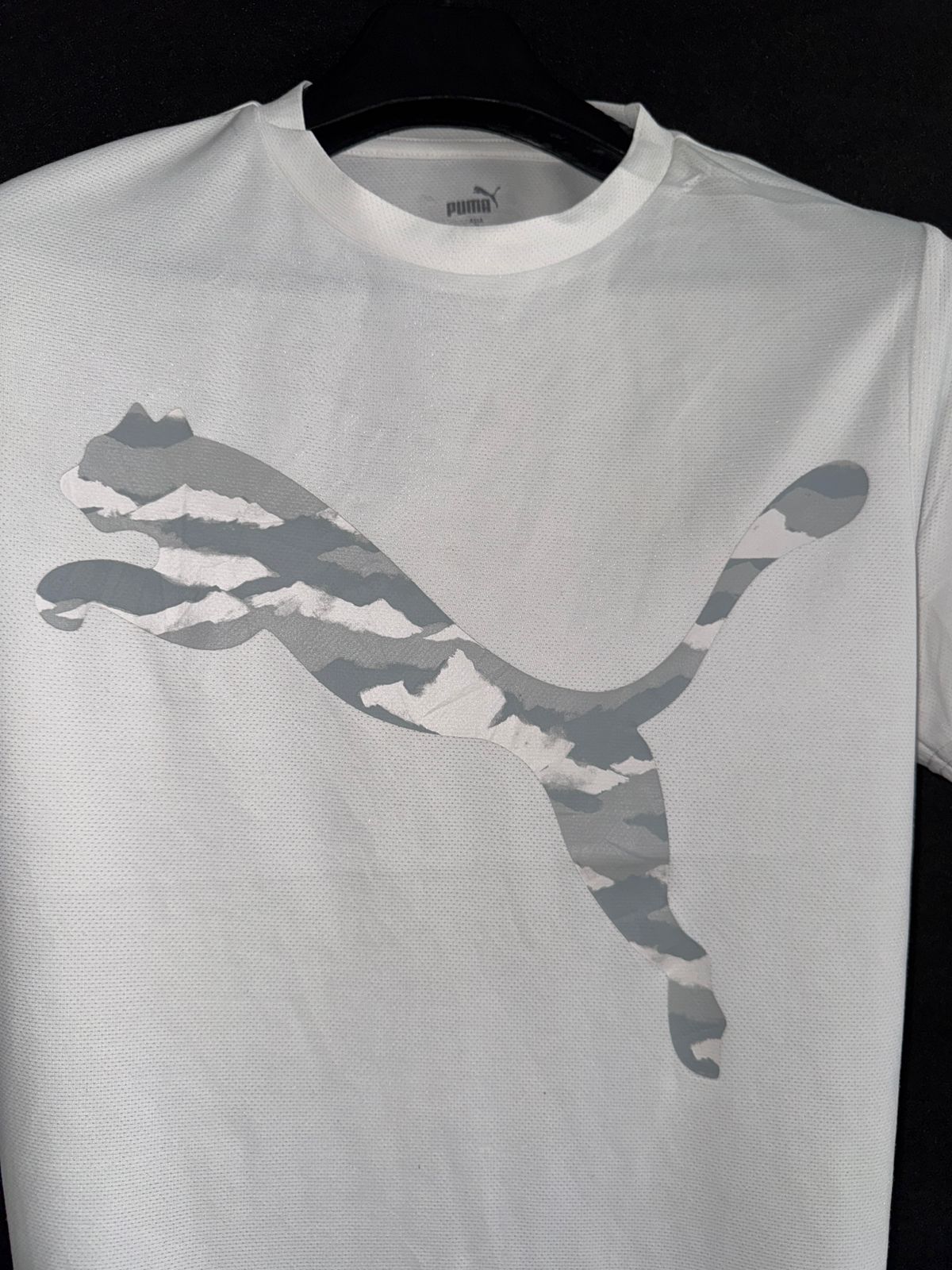 Puma White Round Neck Big Logo Tee - Medium