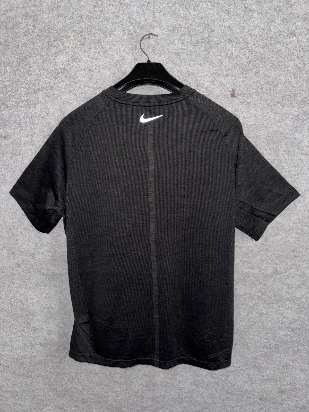 Nike Running Round Neck Shirt - Medium