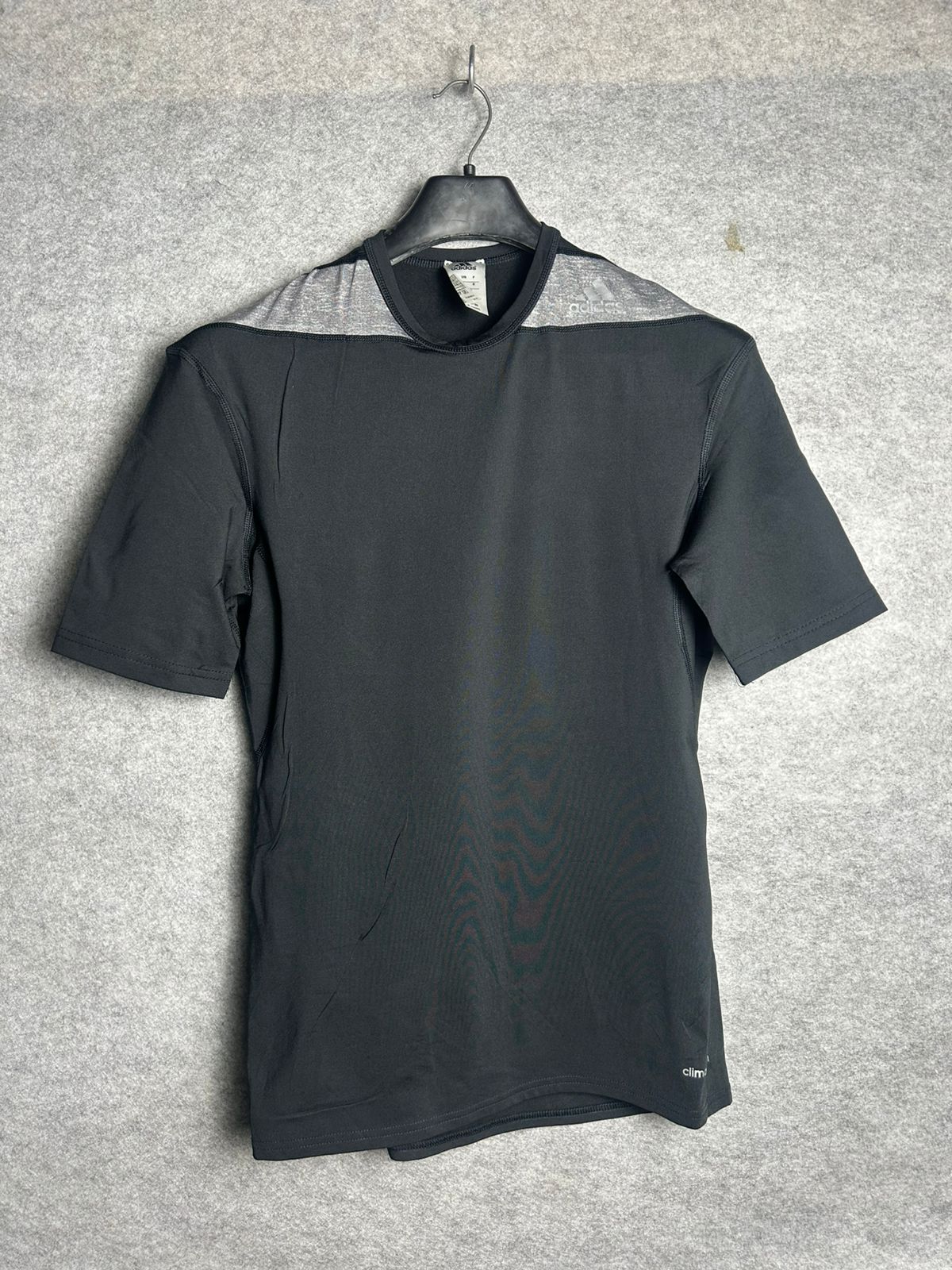 Adidas Techfit Black - Large