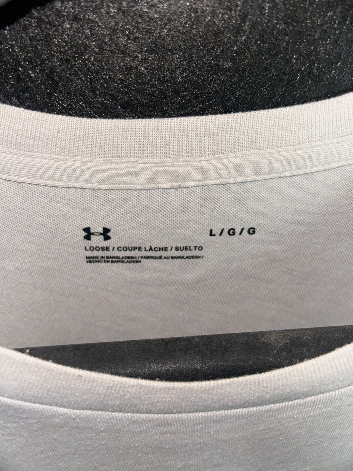 Under Armour Plain White Tee - Large