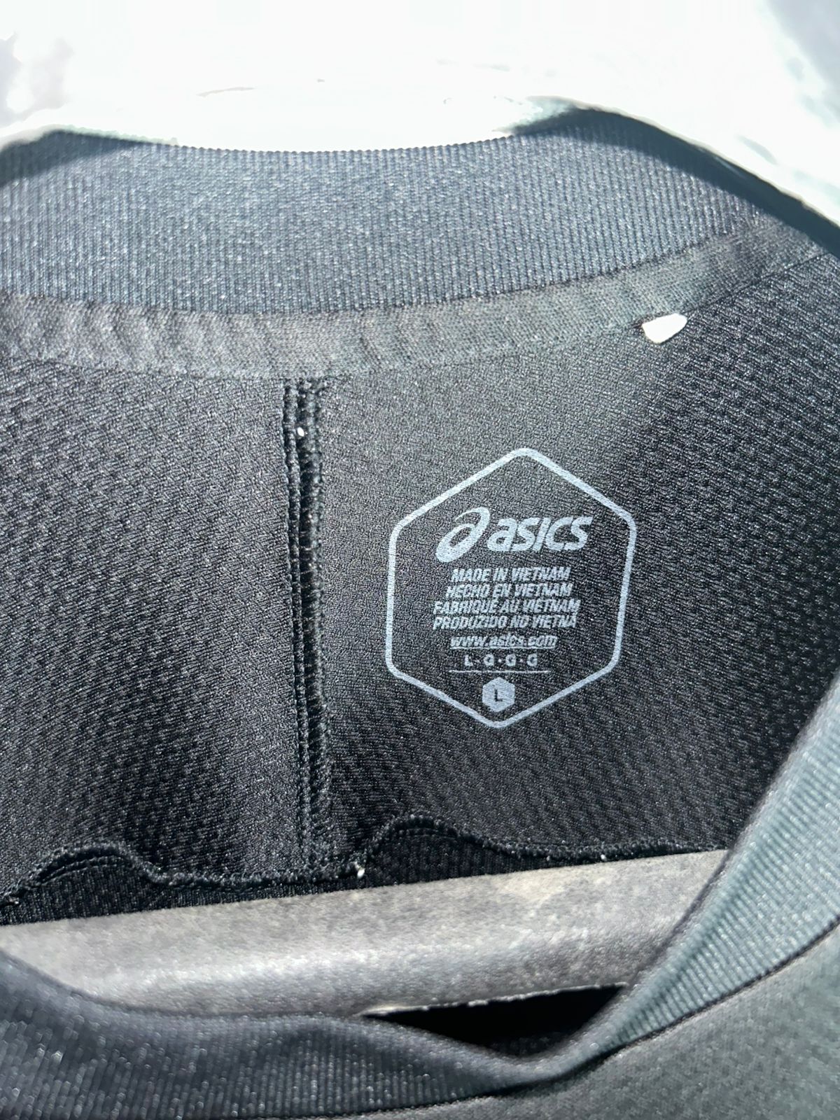 Asics Black & White R-Tee - Large