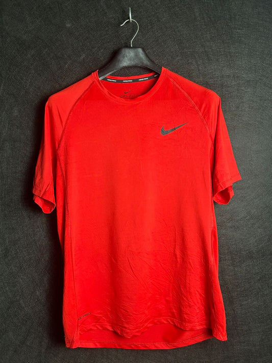 Nike Pro Red T Shirt - Large