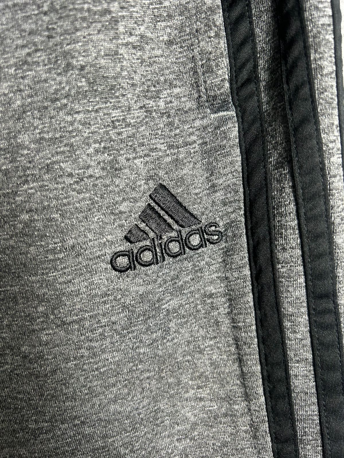 Adidas Dark Gray Trouser - Juniors Large (14/16)