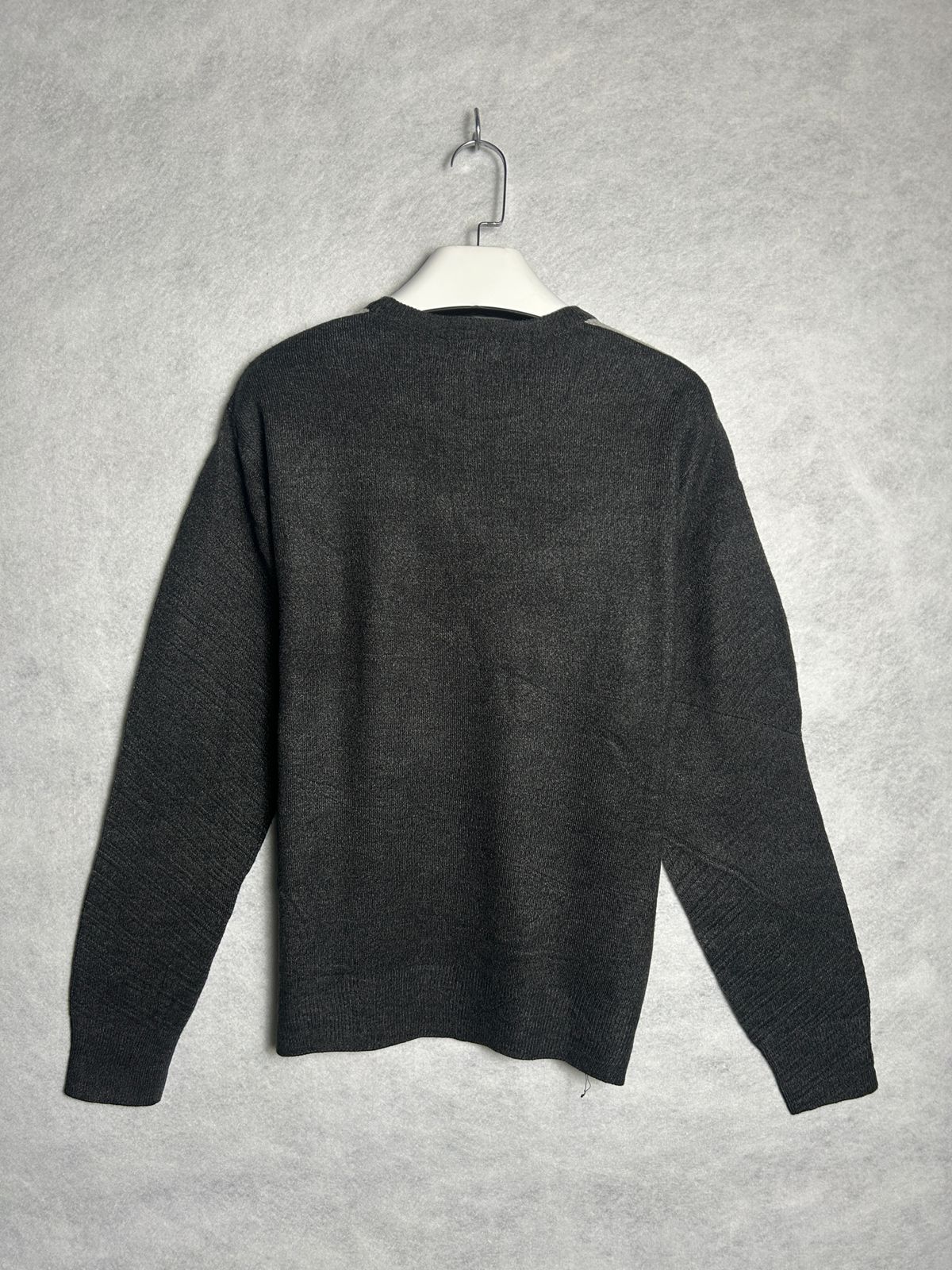 Dockers Round Neck Sweater - Medium