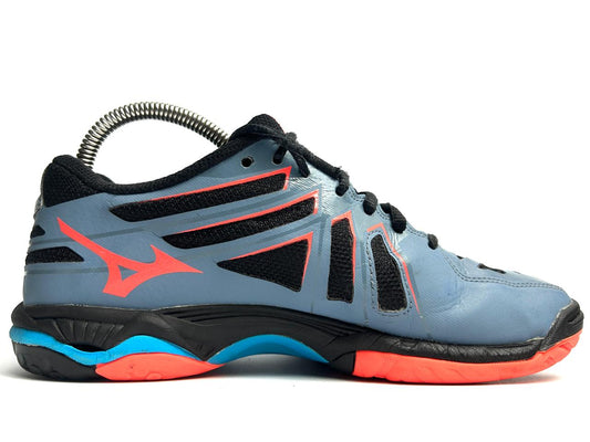 Mizuno Wave Hurricane 3 - Euro 38.5