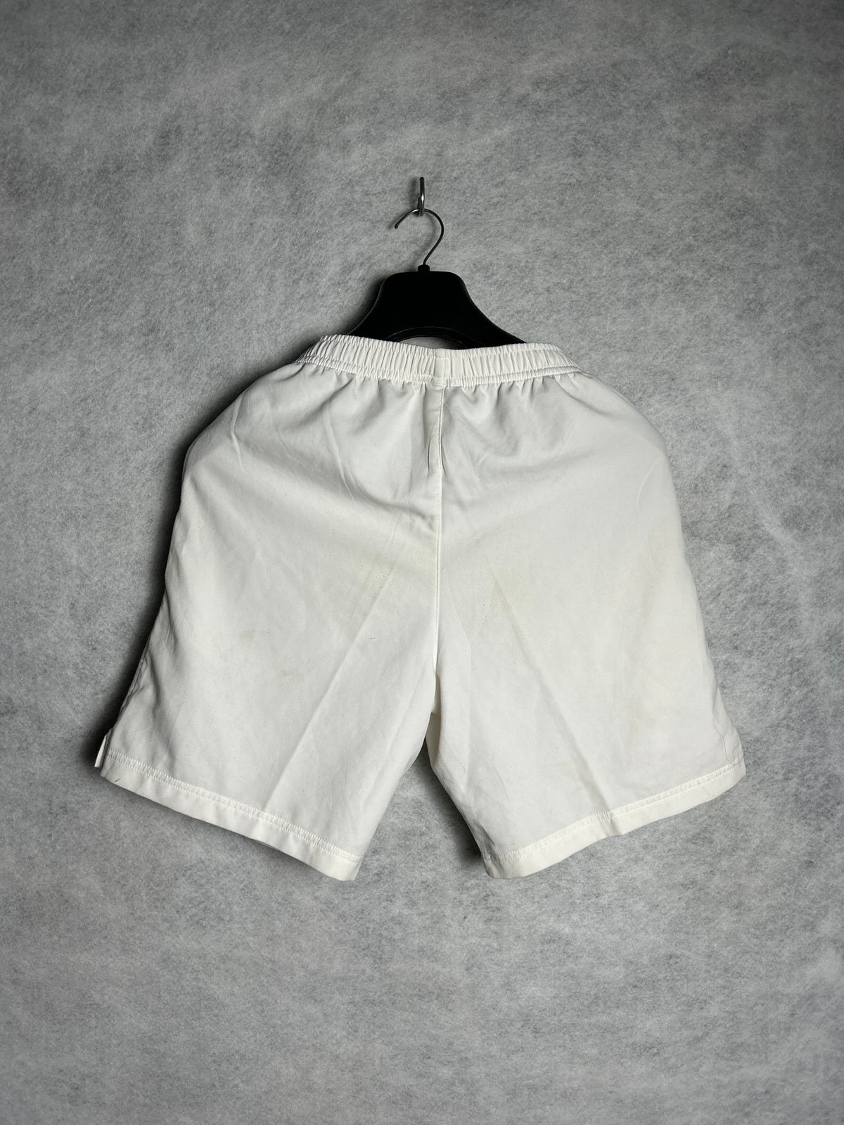 Mizuno White Short - Medium