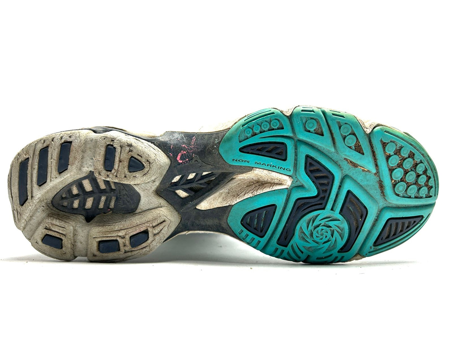Mizuno Wave Lightning Z4 - EURO 40.5