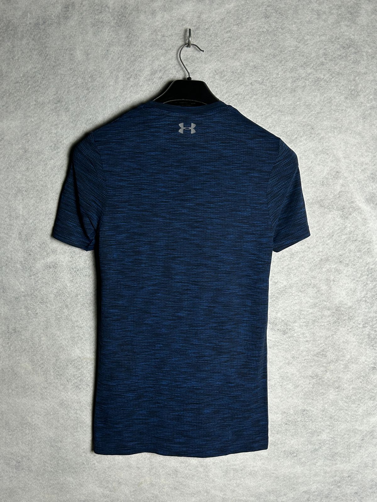 Under Armour Blue Round Neck - Small