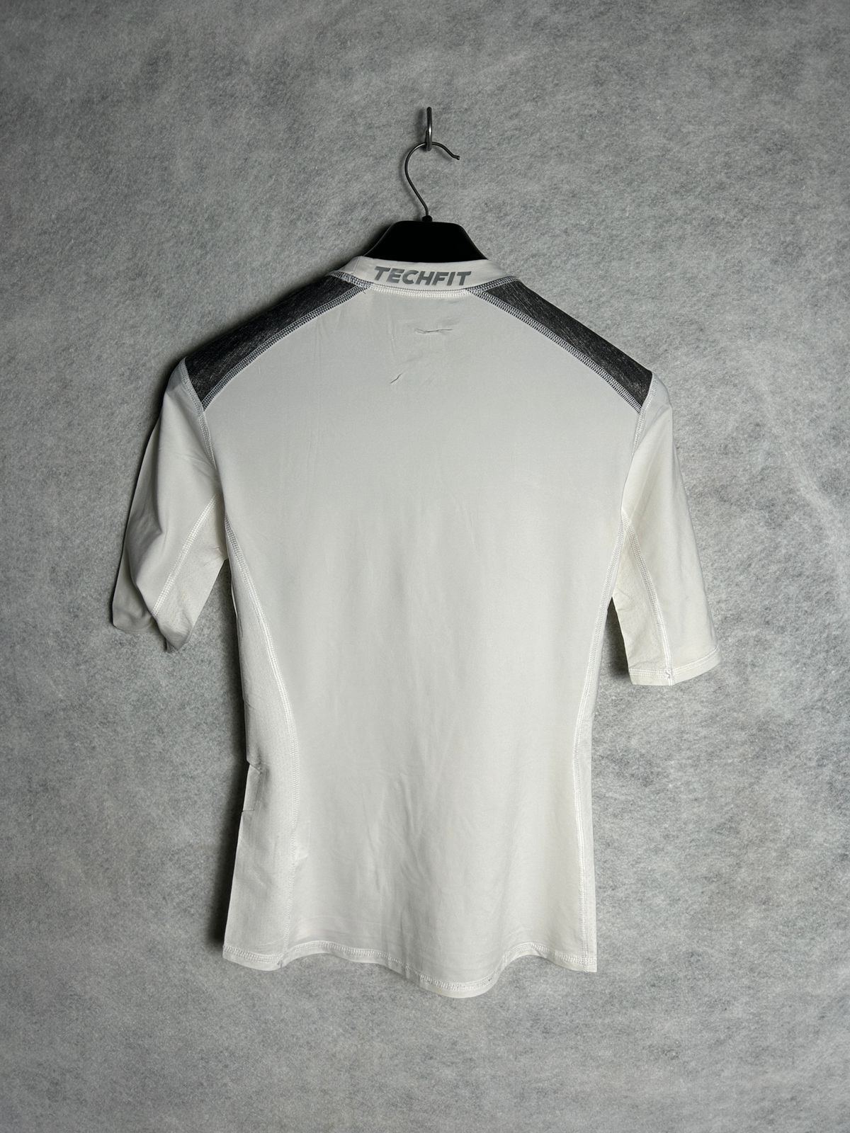 Adidas TechFit Climalite White CompressionXFitted (Player Jouer) - Large