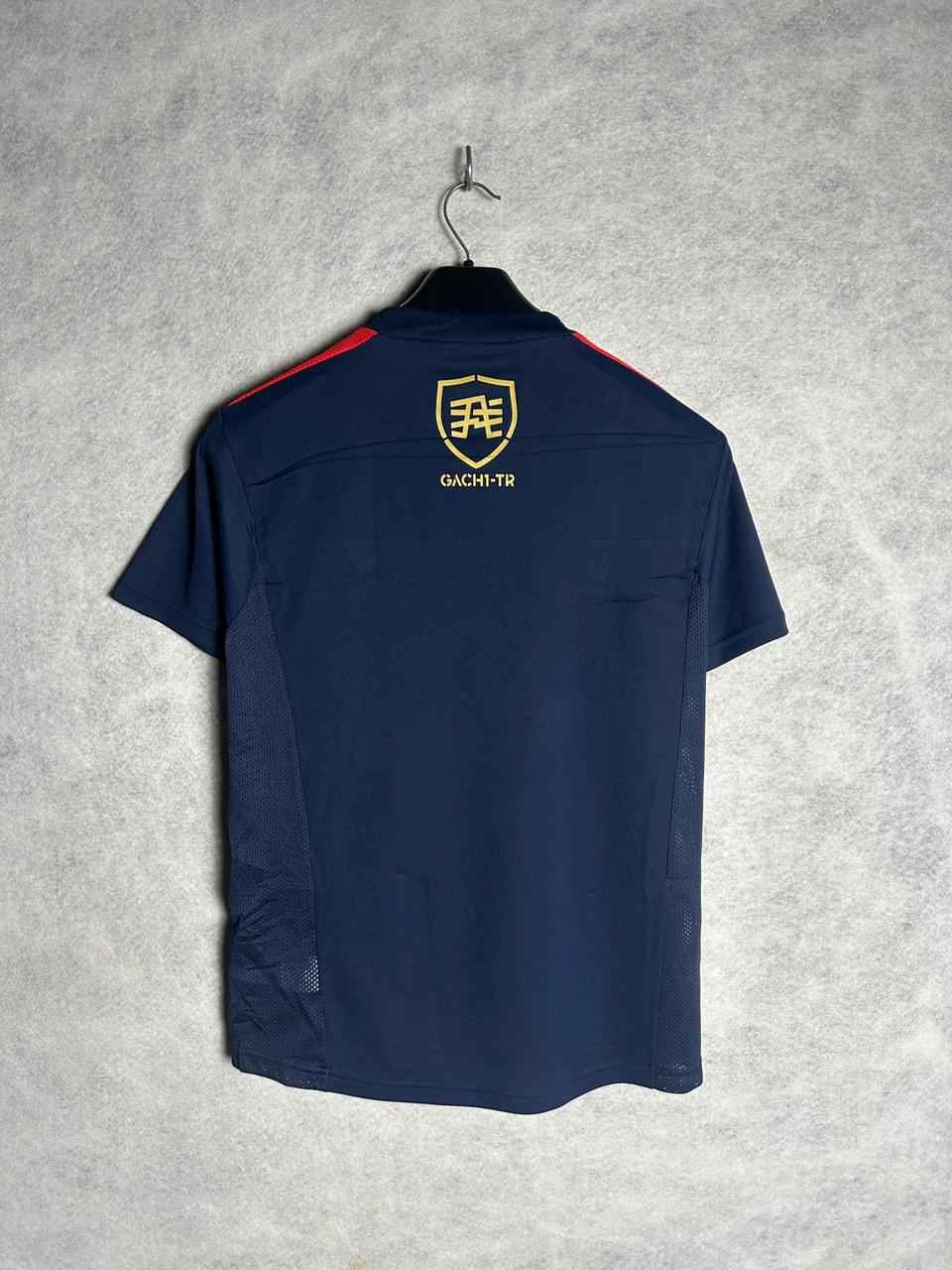 Umbro (Gachi TR) Ink Blue Round Neck - Medium