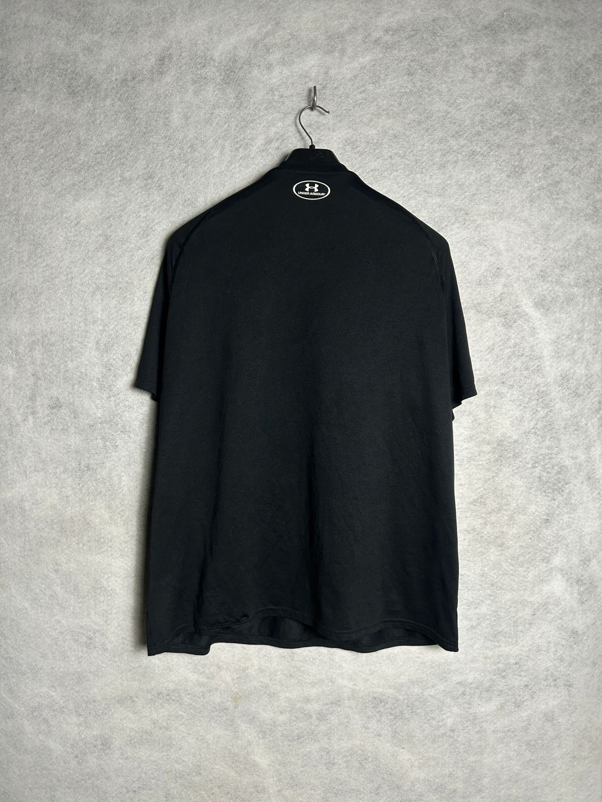 Under Armour Black Loose Heatgear Round Neck - XXL