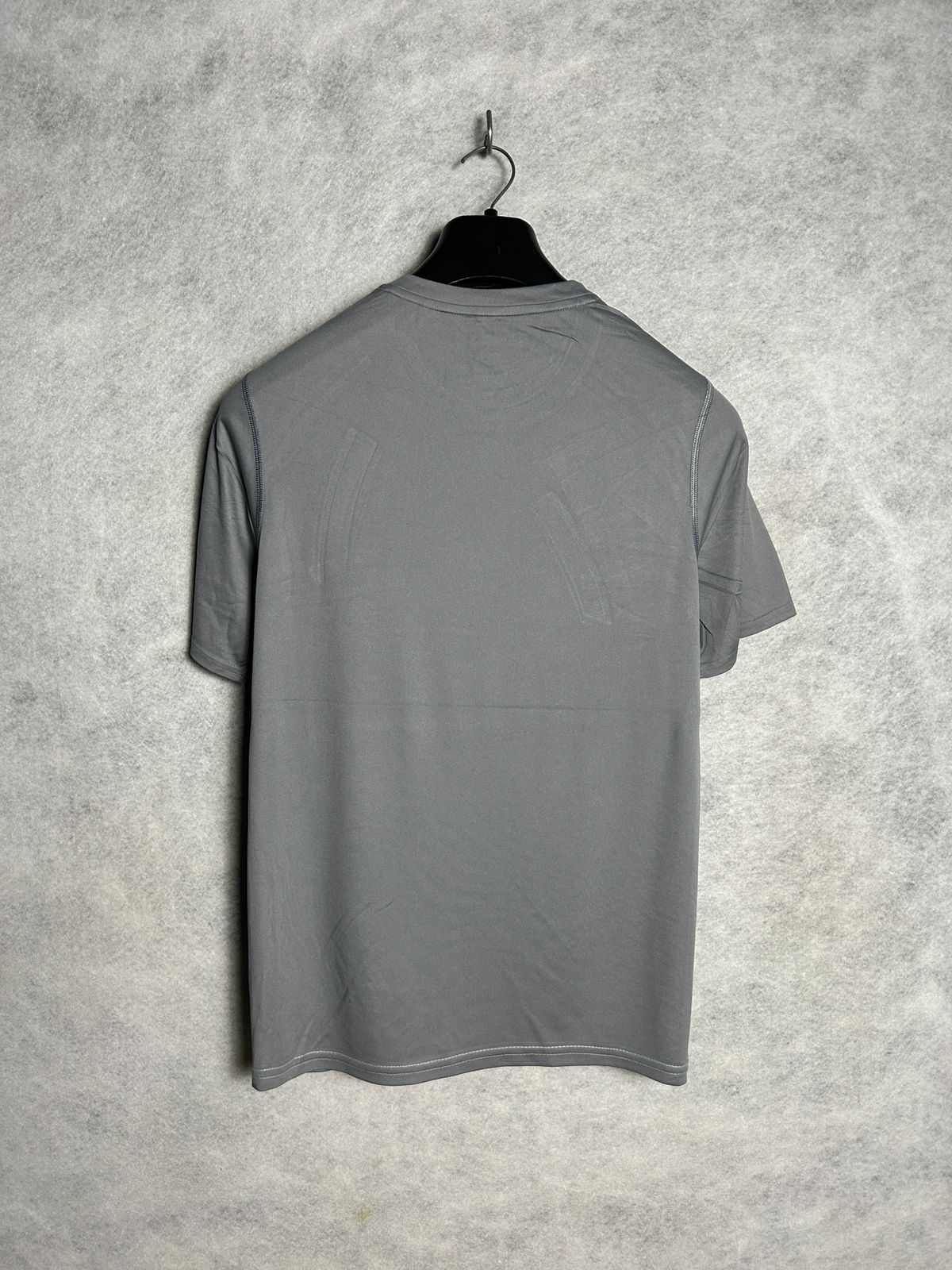 Speedo Gray Round Tee - Small