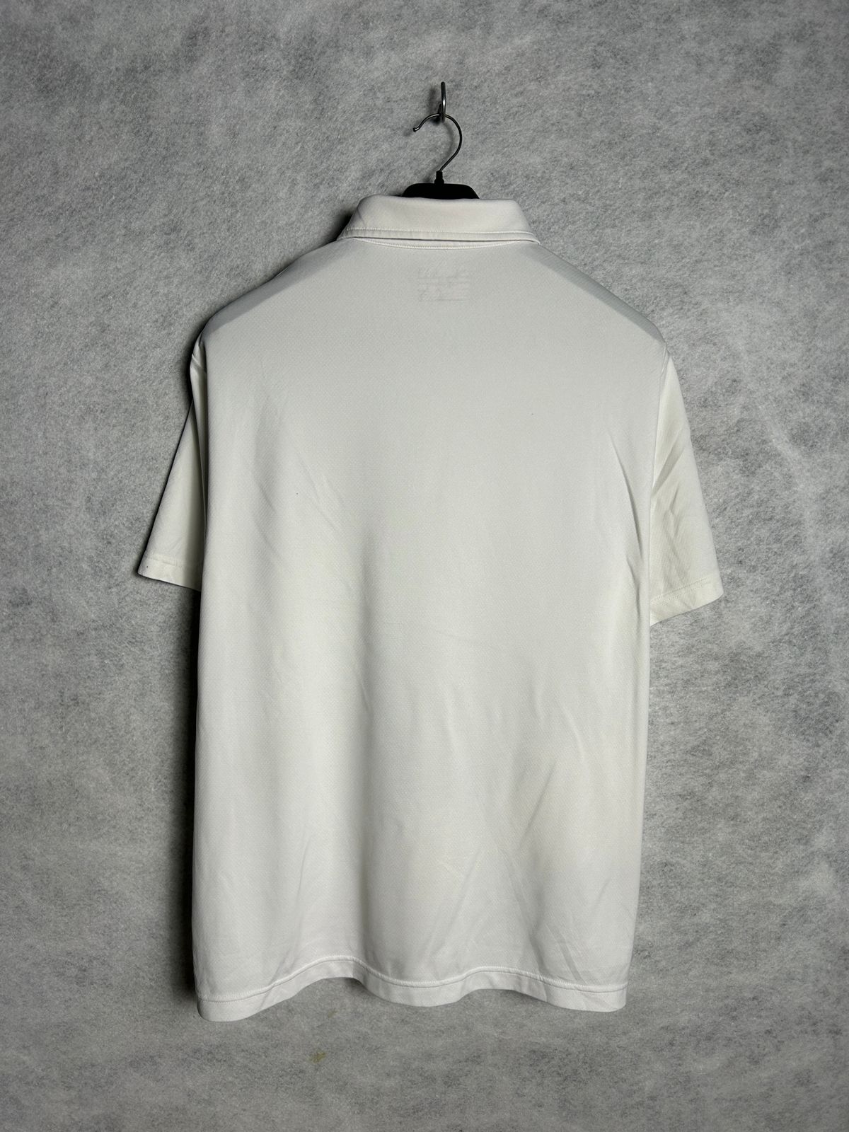 Under Armour White Heat Gear Polo - XL