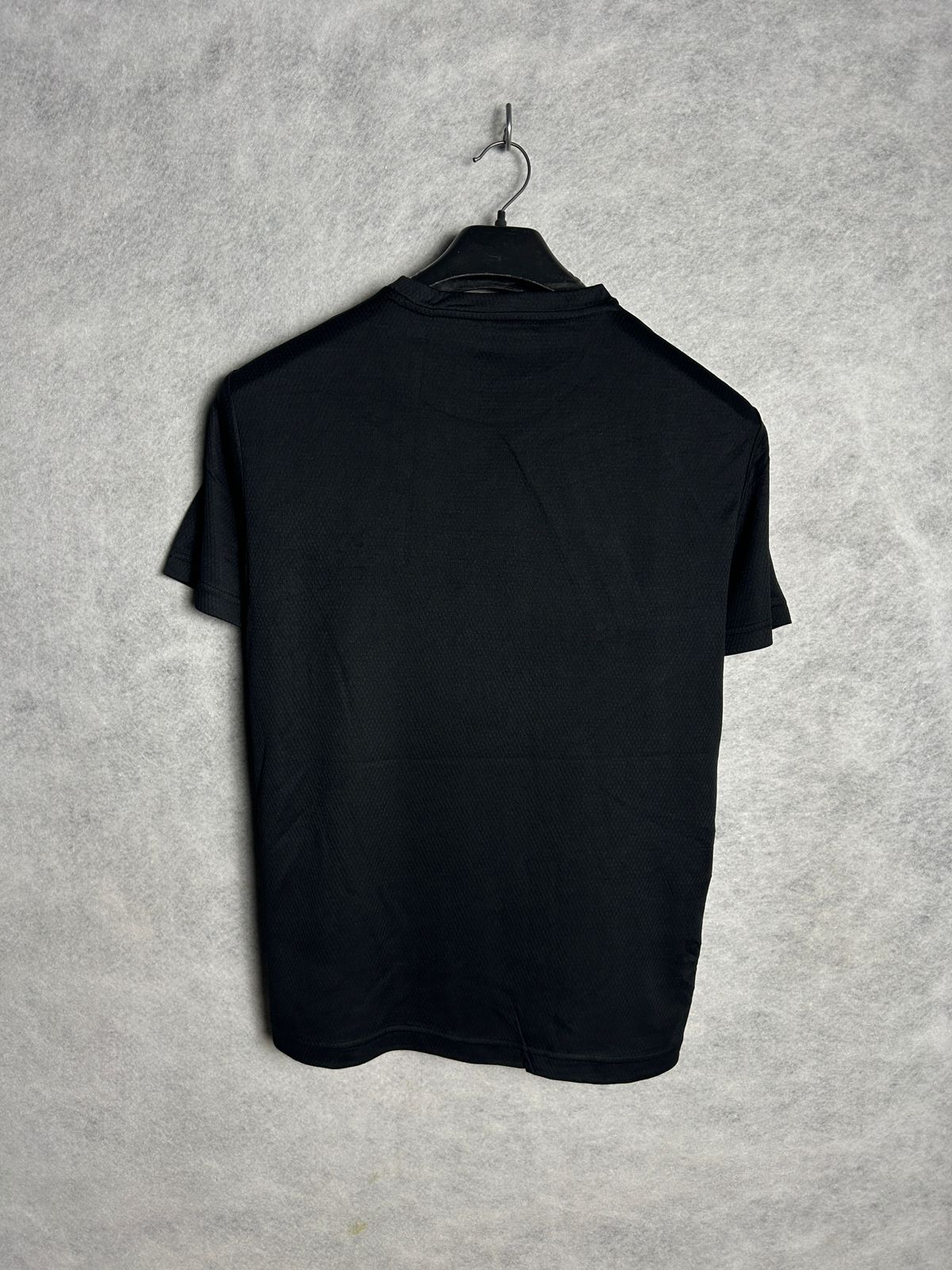 Fila Black Round Tee - Medium