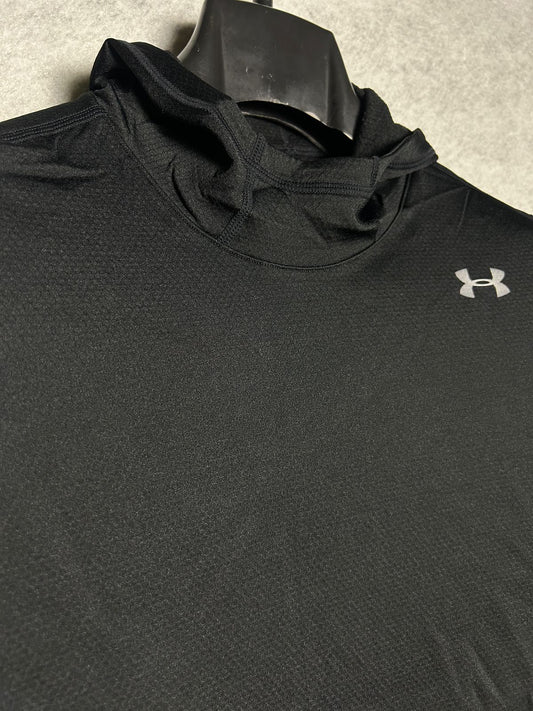 Under Armour Black Cold Gear Round Tee - Large