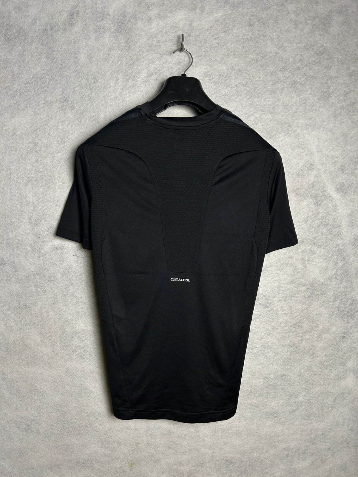 Adidas Black ClimaCool Round Tee - Large