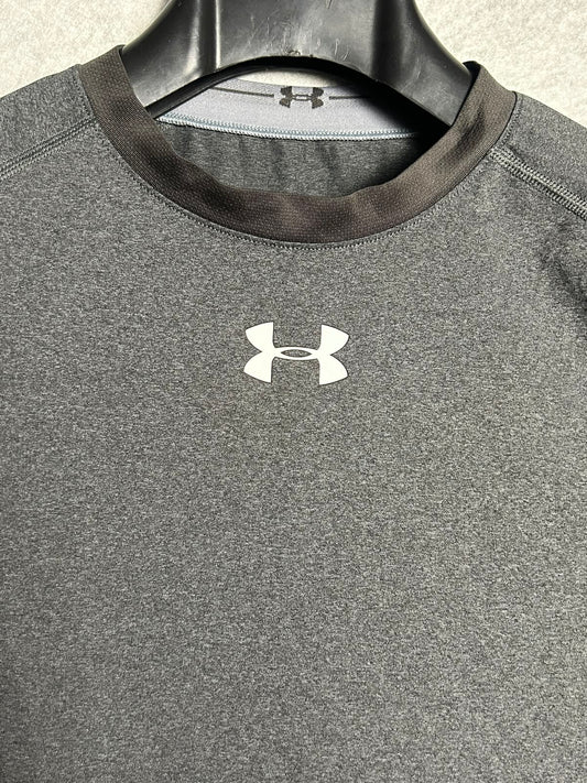 Under Armour Gray Round Neck Heat Gear - XL
