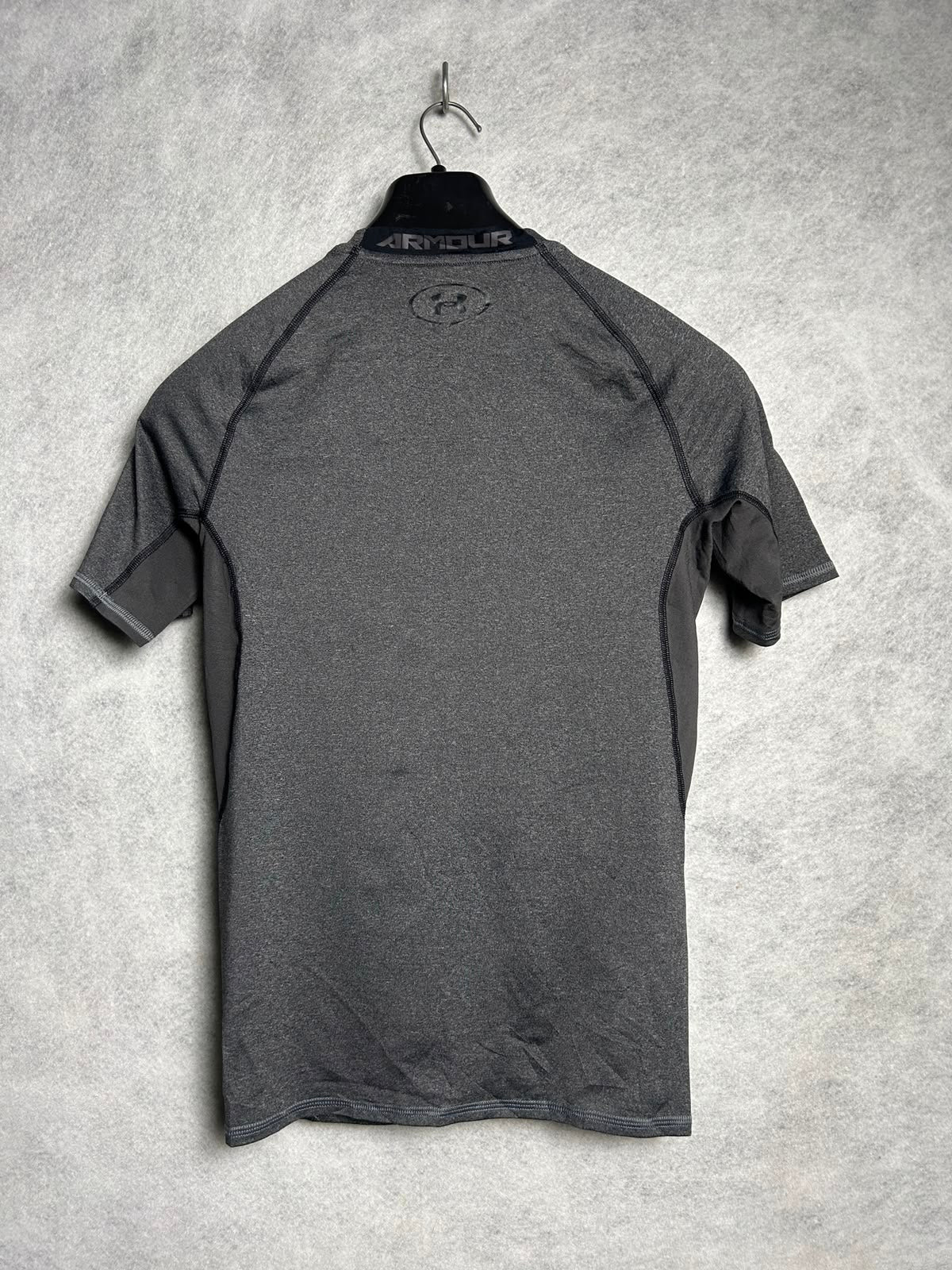 Under Armour Gray Heat Gear Compression Round Neck - Large