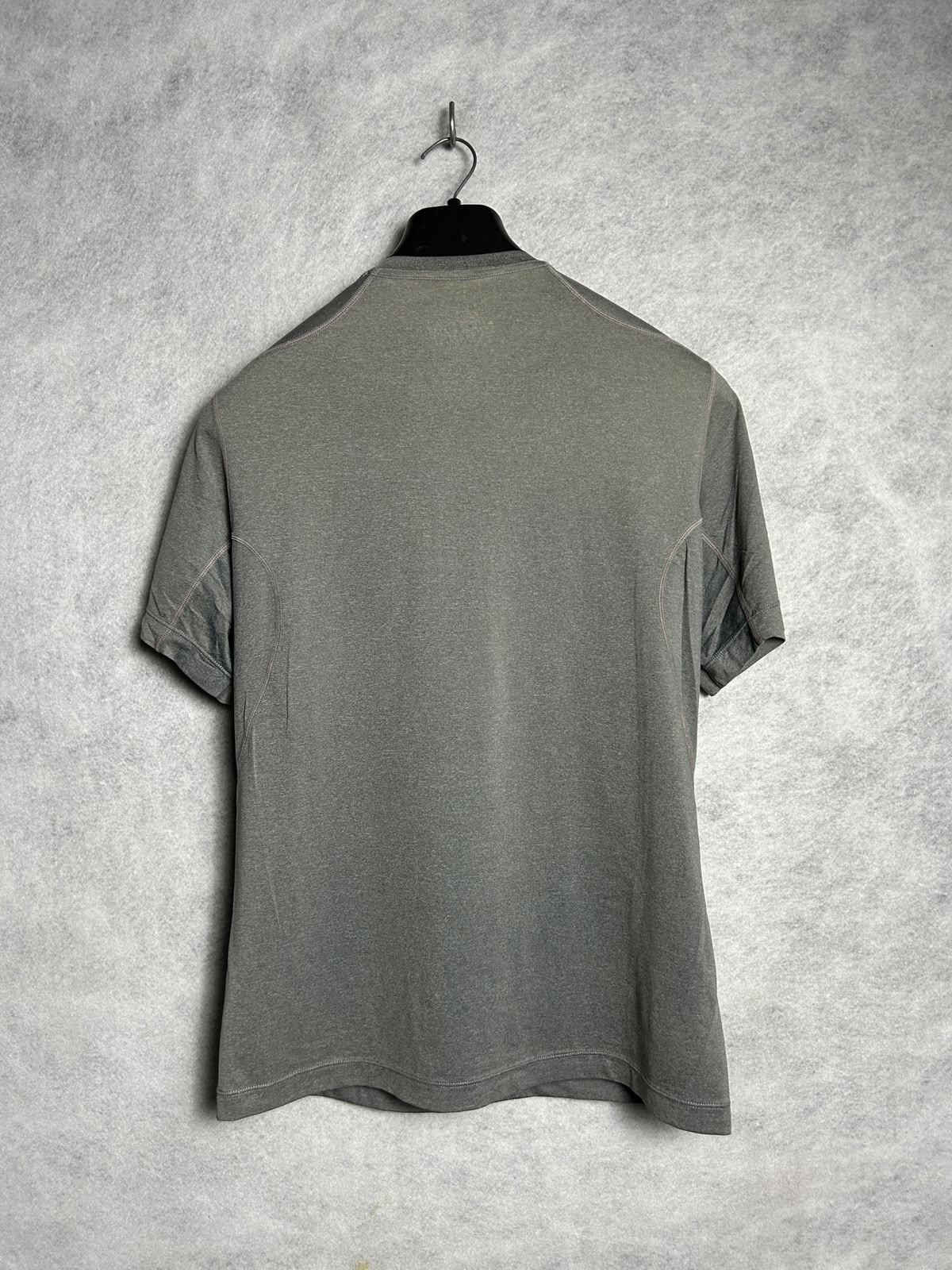 Nike Pro Combat Fitted Dry Fit Round Neck - Large