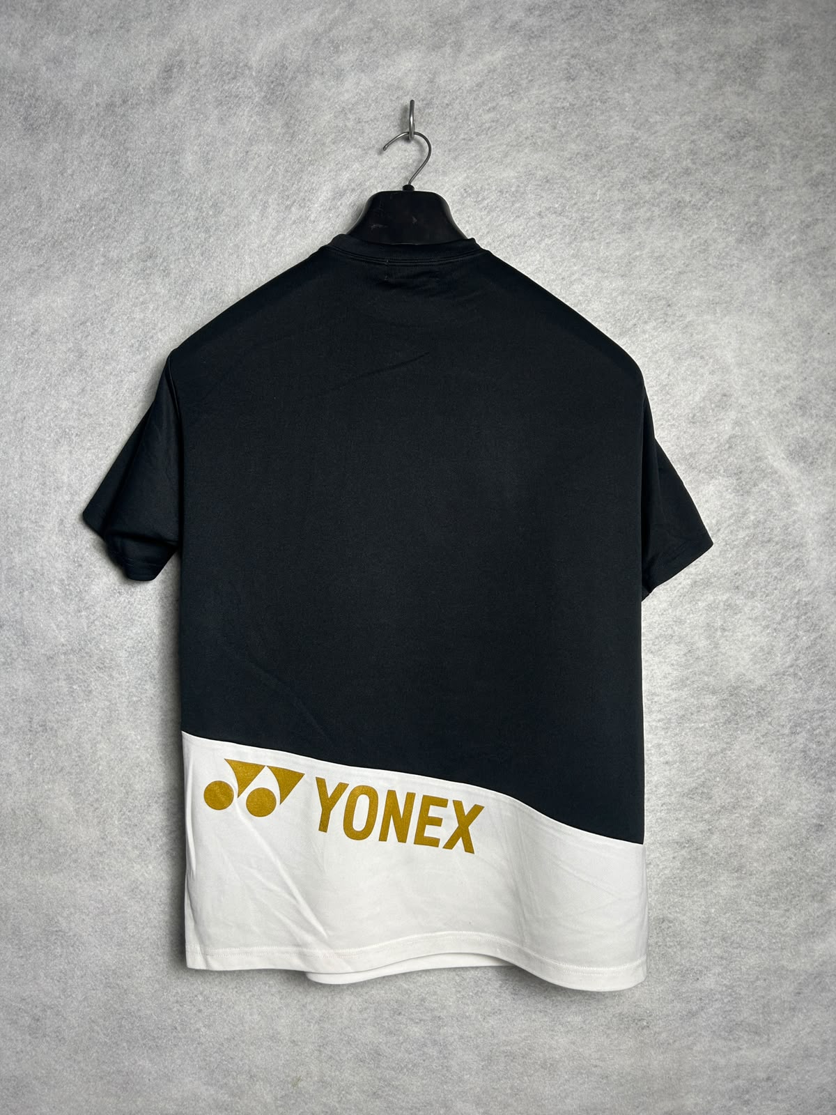 Yonex White/Black Round Neck - Large