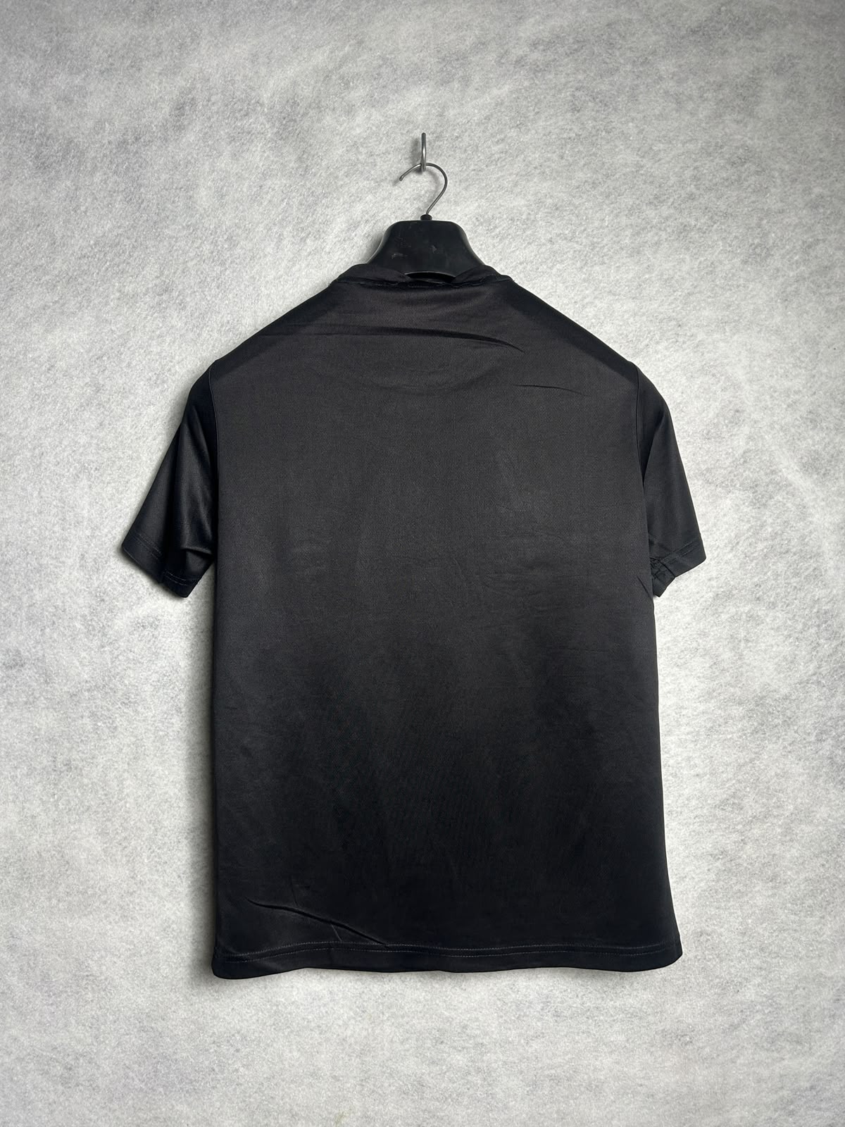 Marvel Black Round Neck - Small