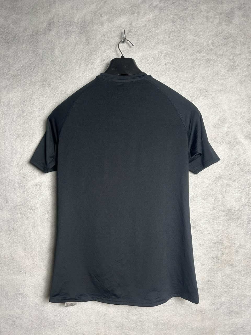 Champion Black Round Neck - Small