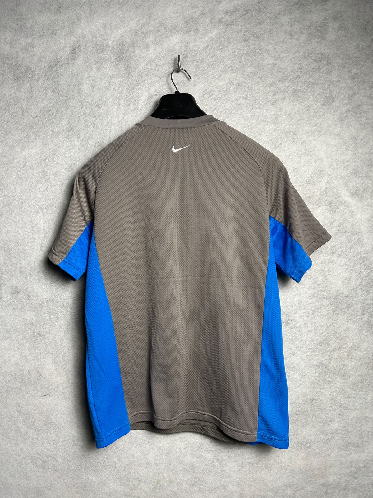 Nike Fit Dry Round Neck - Large