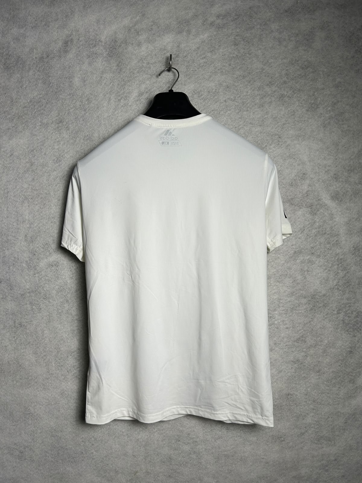Adidas White Round Neck - XL