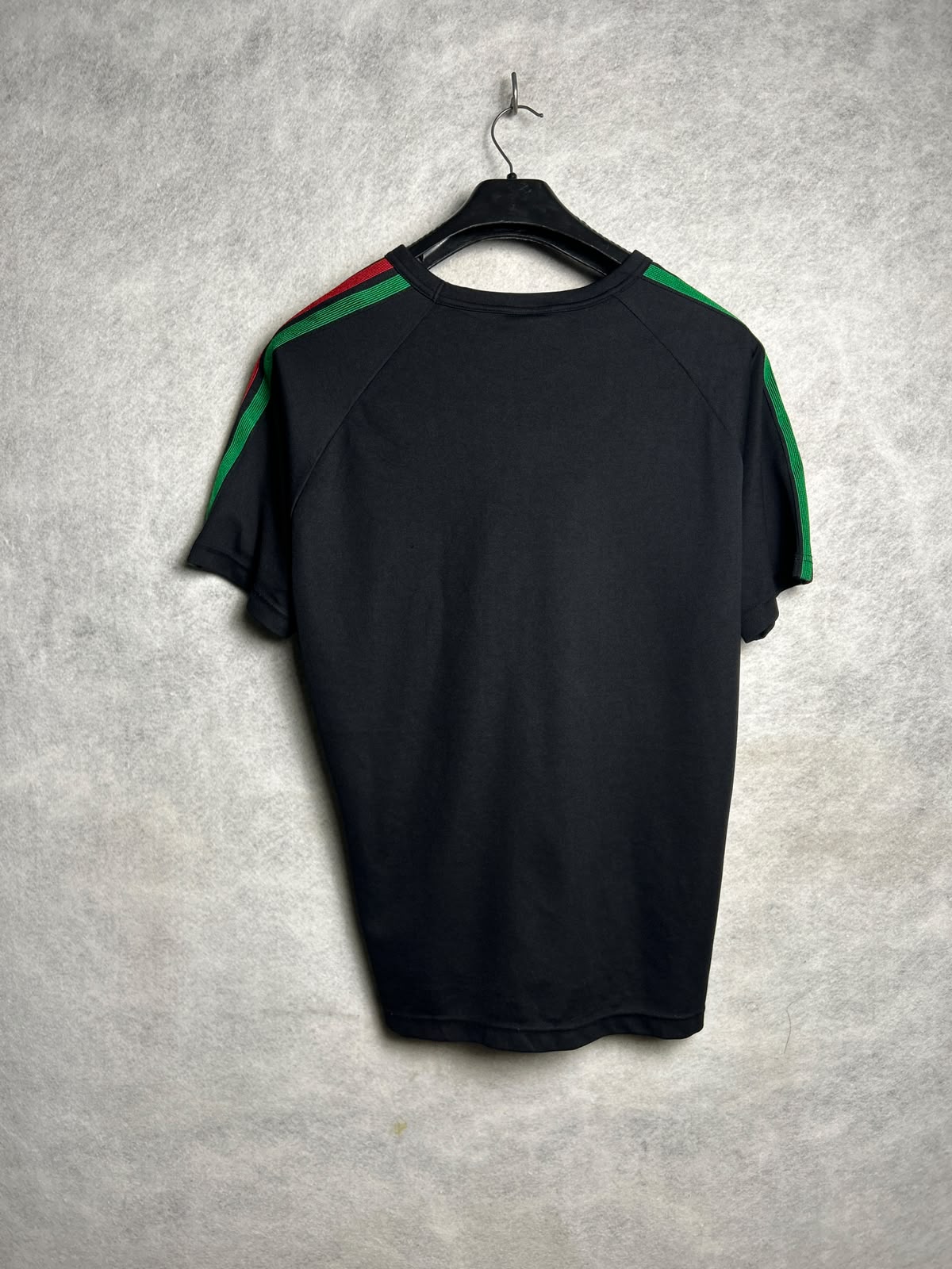 Adidas Black Round Neck - Large