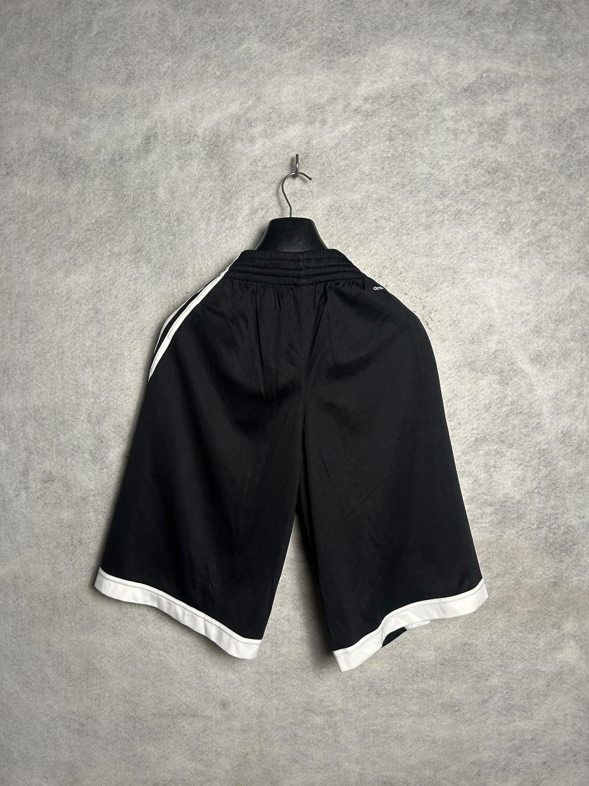 Adidas Black - Large